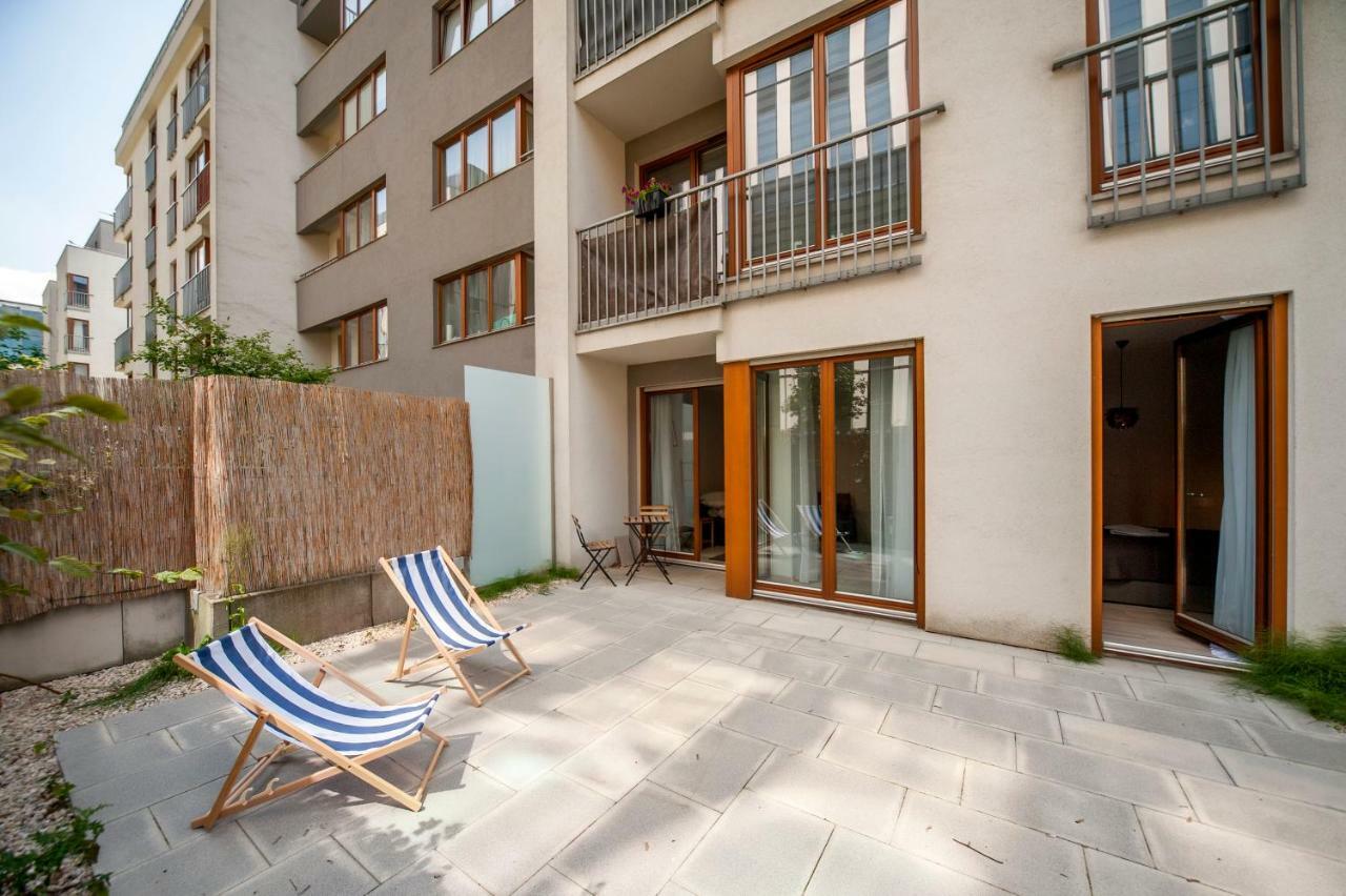 Very Berry - Maratonska 3 - Business Apartment, Garden, Check In 24h Apartment