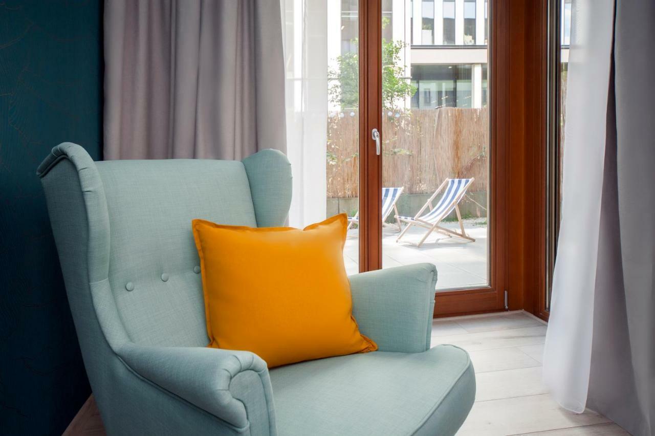 Apartment Very Berry - Maratonska 3 - Business Apartment, Garden, Check In 24h Poznan