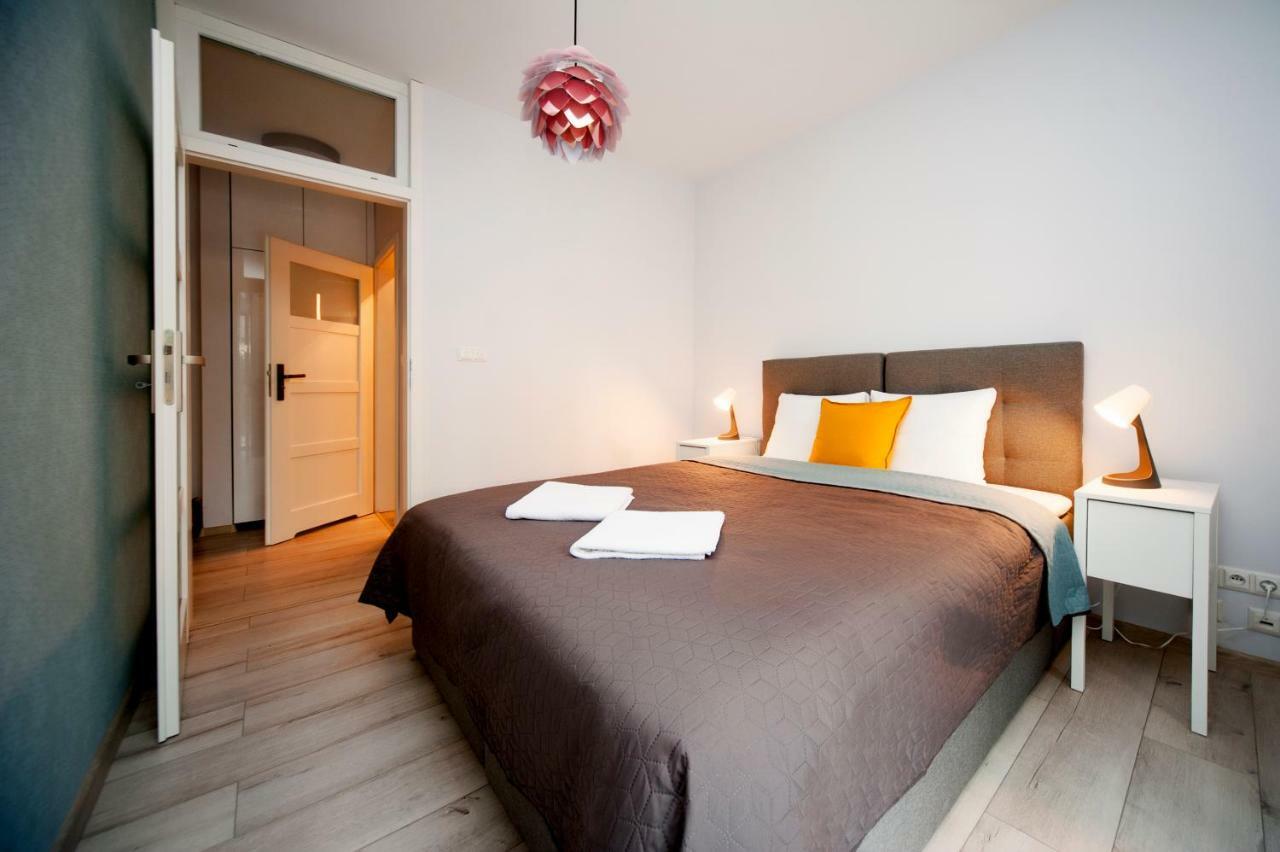 Very Berry - Maratonska 3 - Business Apartment, Garden, Check In 24h Apartment