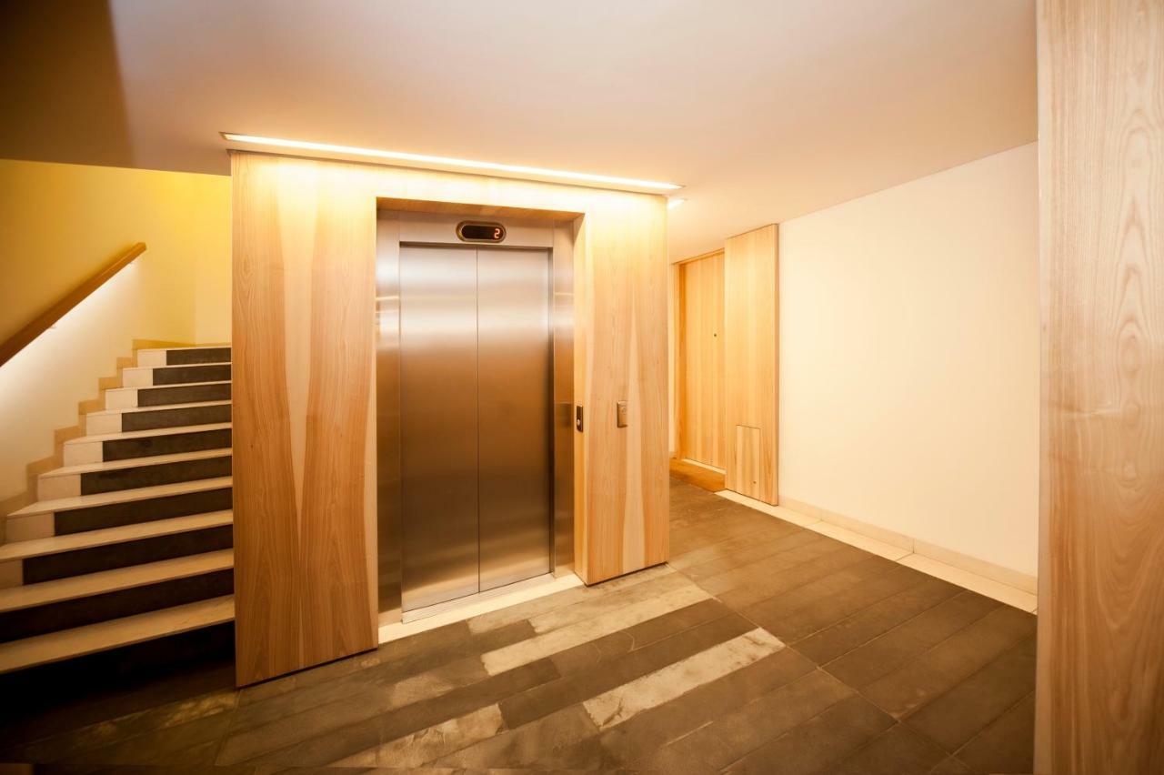 Very Berry - Maratonska 3 - Business Apartment, Garden, Check In 24h