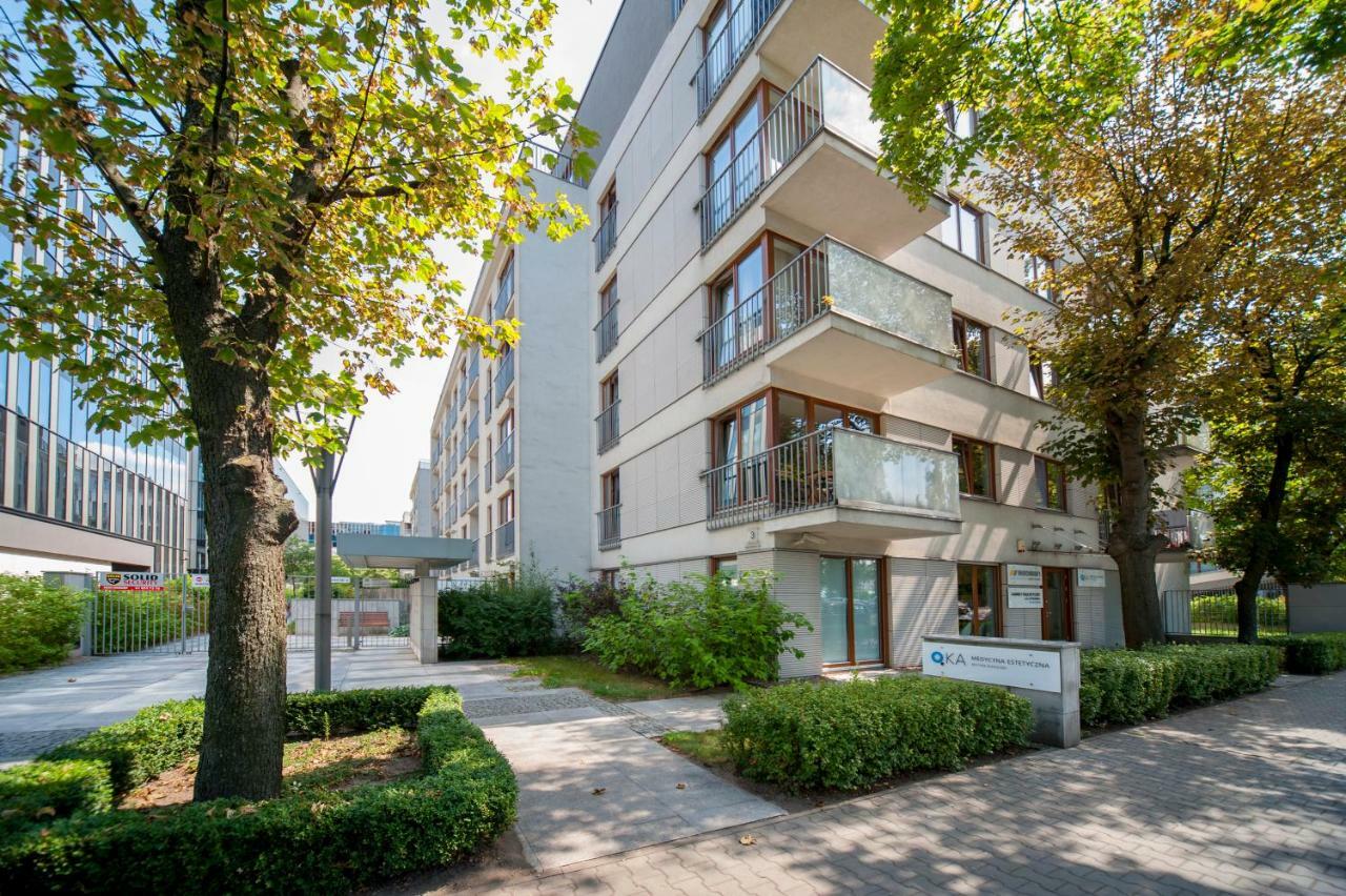 Very Berry - Maratonska 3 - Business Apartment, Garden, Check In 24h * Poznan